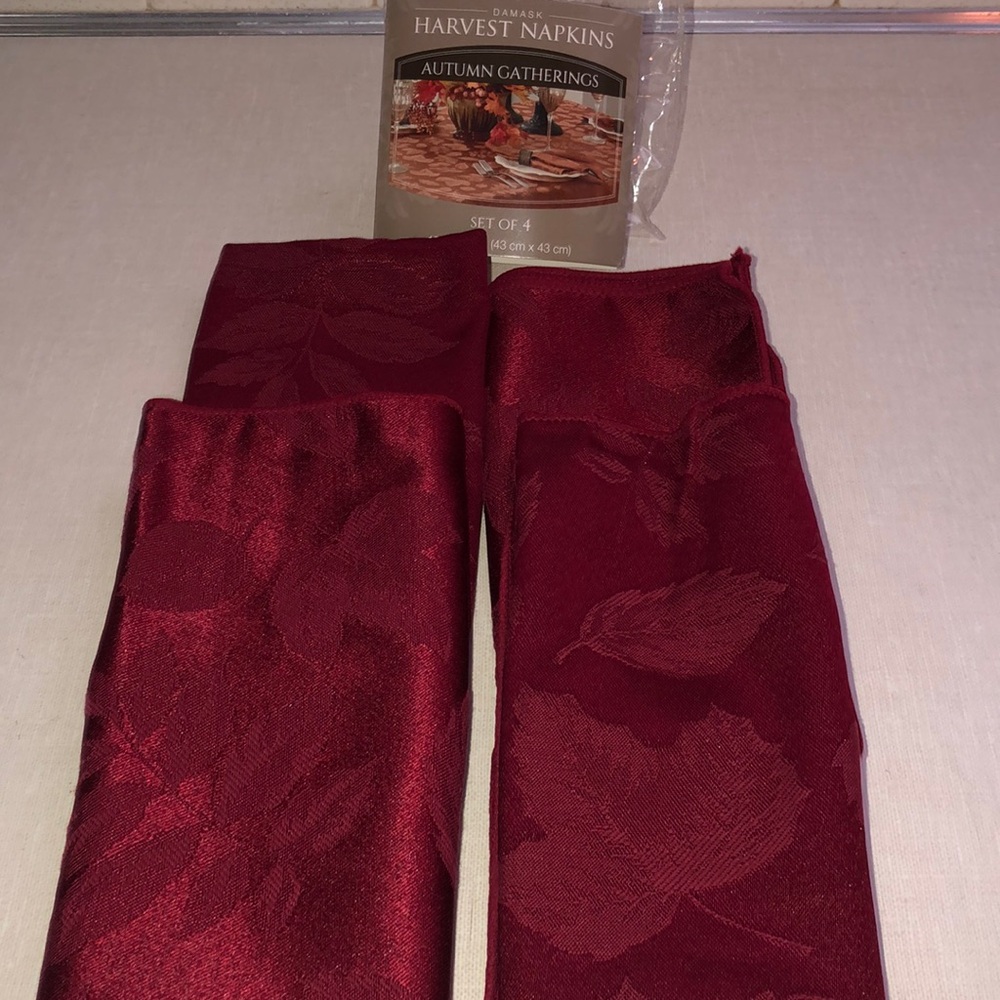 Dasmask Harvest‎ Autumn Gatherings Thanksgiving Napkins Set (4) Burgundy Red